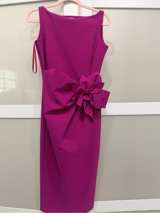 Dresses & Skirts - Elegant Fuchsia Floral-Accent Sheath Dress
